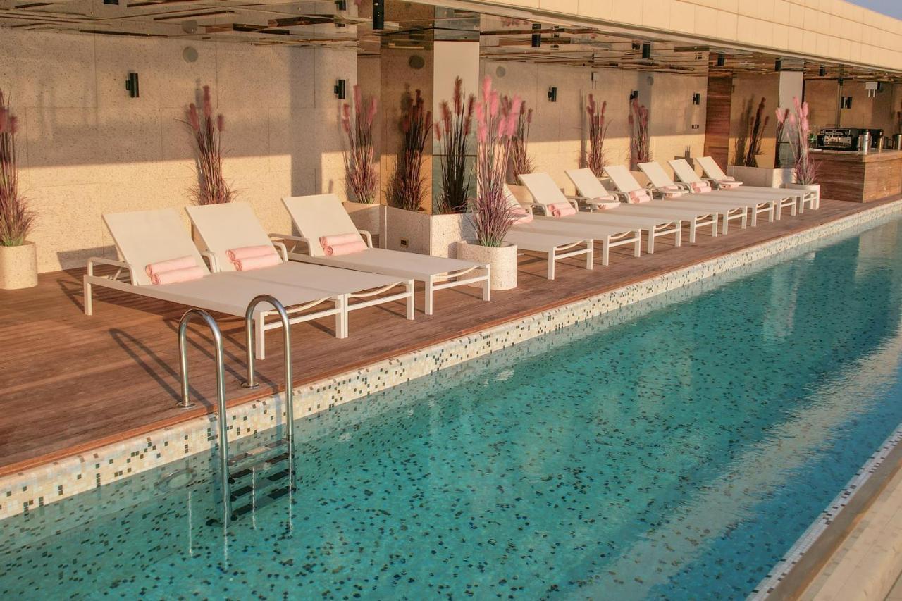 The House Hotel Al Khiran Exterior foto